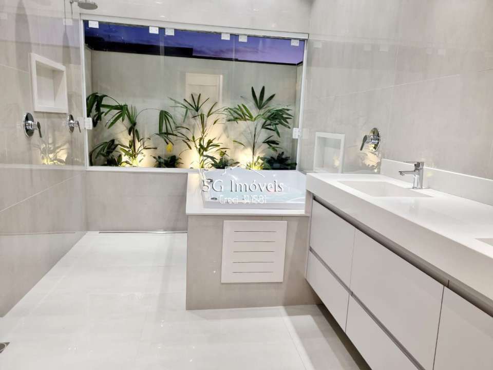 Conheça QUINTA LAGO 1 CASA NOVA - 657 - 12 12