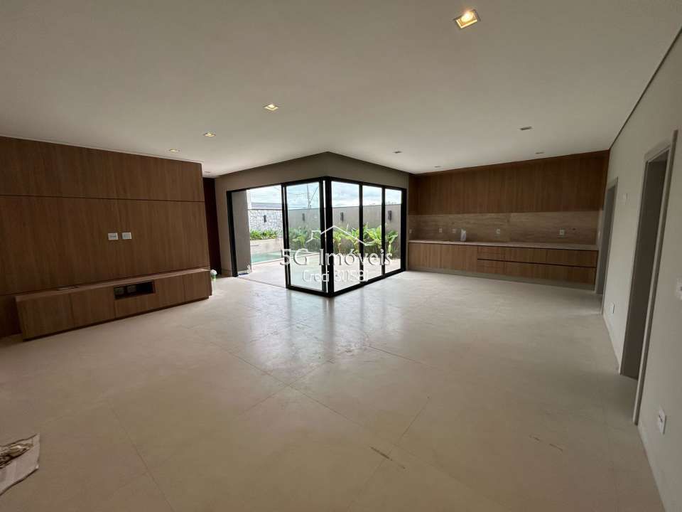 Conheça Linda Casa Village La Montagne - 667 - 8 8