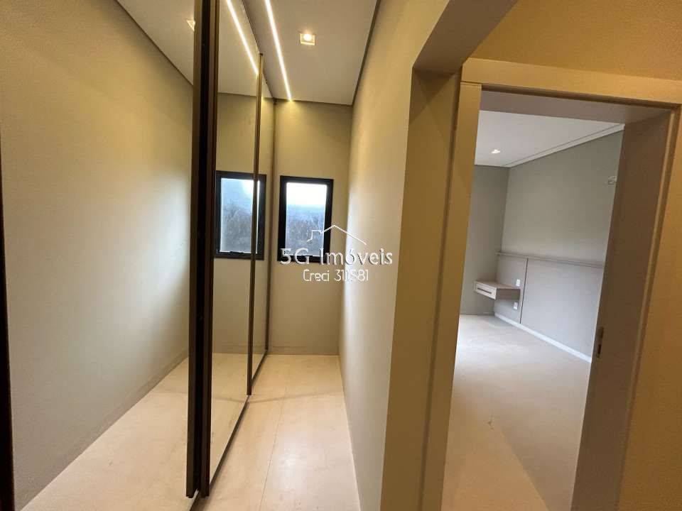 Conheça Linda Casa Village La Montagne - 667 - 20 20