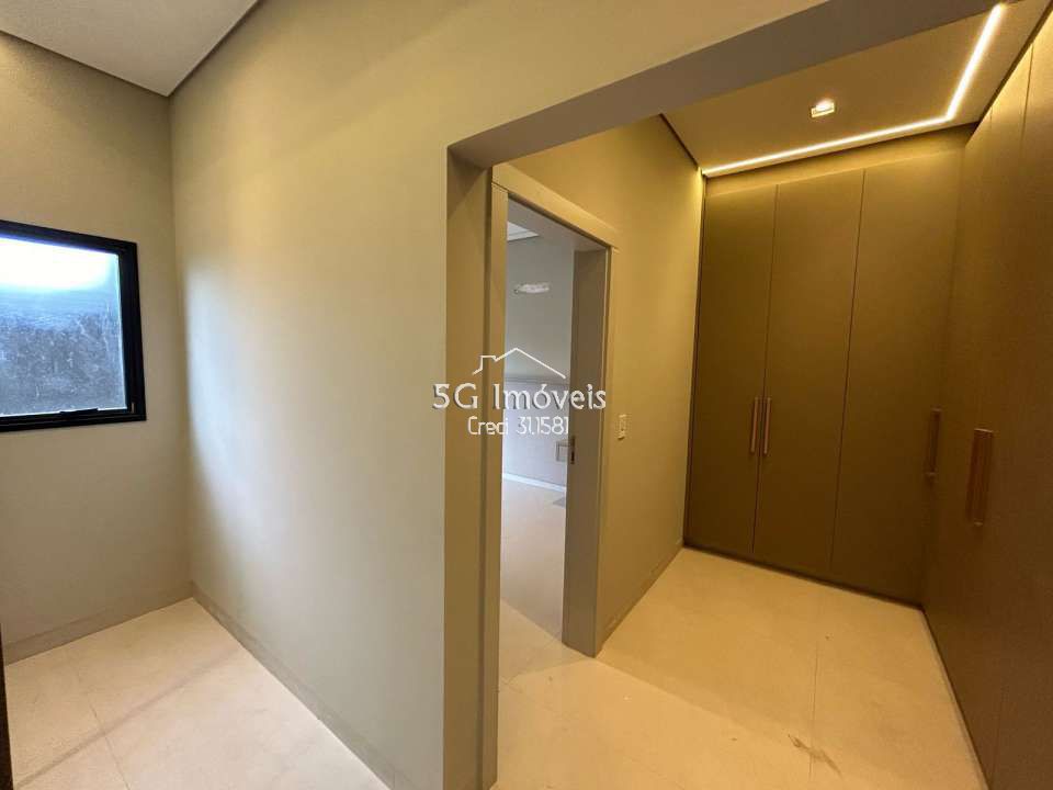 Conheça Linda Casa Village La Montagne - 667 - 21 21