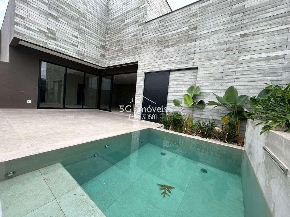 Conheça Linda Casa Village La Montagne - 667 - 27 27