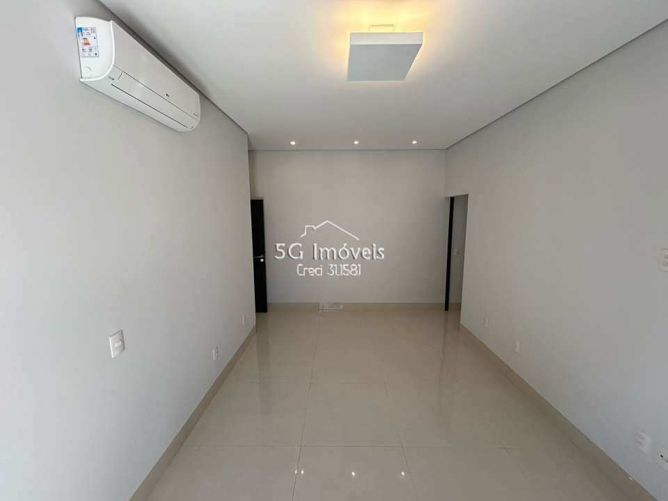 Conheça Linda casa Village La Montagne - 669 - 12 12