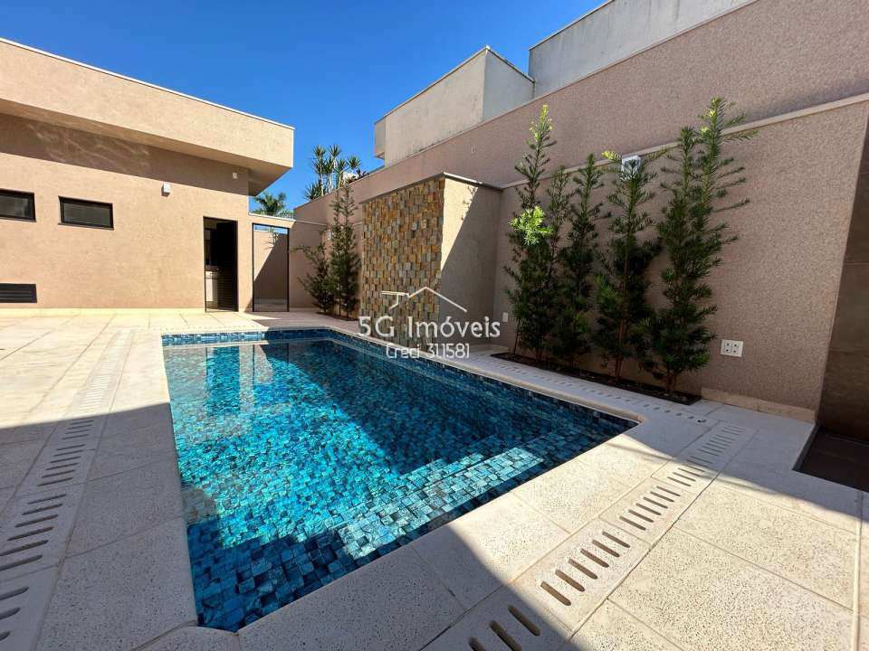 Conheça Linda casa Village La Montagne - 669 - 25 25