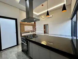 Conheça BELÍSSIMA CASA NO VILLAGE PROVENCE - 511 - 11 11