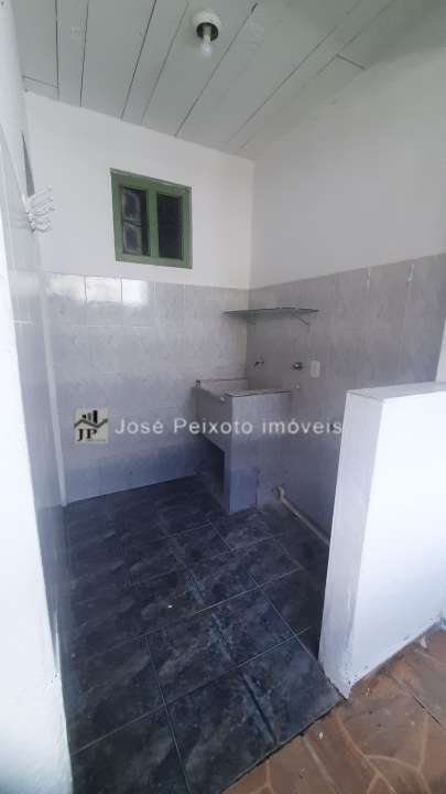 Área de Serviço Casa dos Fundos - 34
