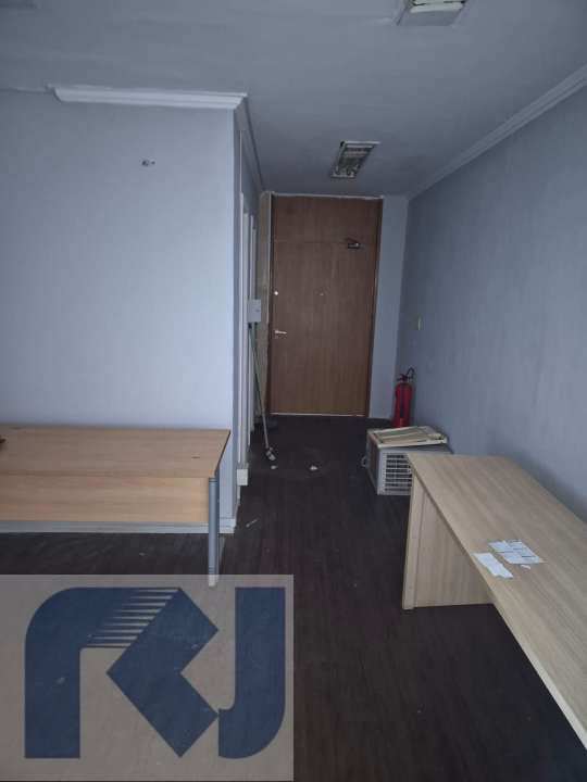 Conheça Conjunto de Salas para alugar Avenida Rio Branco, Centro, Rio de Janeiro - R$ 1.000 - RJCO30001 - 3 3