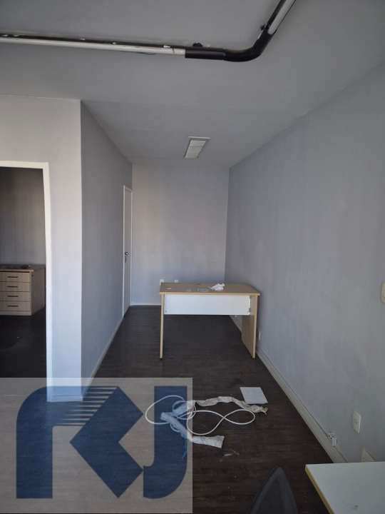 Conheça Conjunto de Salas para alugar Avenida Rio Branco, Centro, Rio de Janeiro - R$ 1.000 - RJCO30001 - 1 1