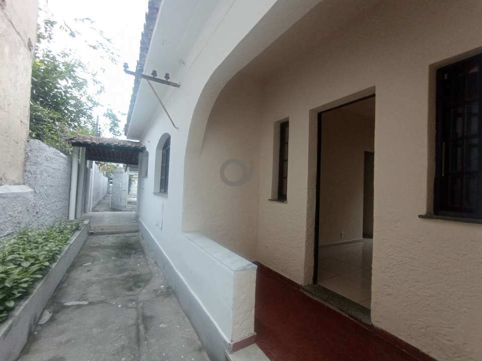 Conheça Casa de Vila para alugar Rua Professor Hilarião da Rocha, Tauá, Rio de Janeiro - R$ 2.300 - 101PHR216 - 6 6