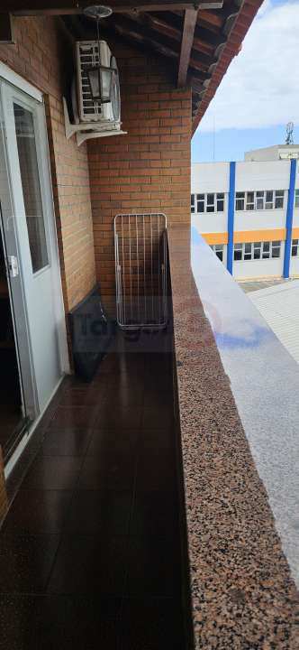 Varanda quartos 2 e 3 - 30