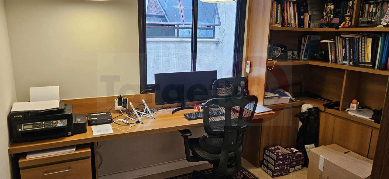 Quarto 4 (escritório) - 31