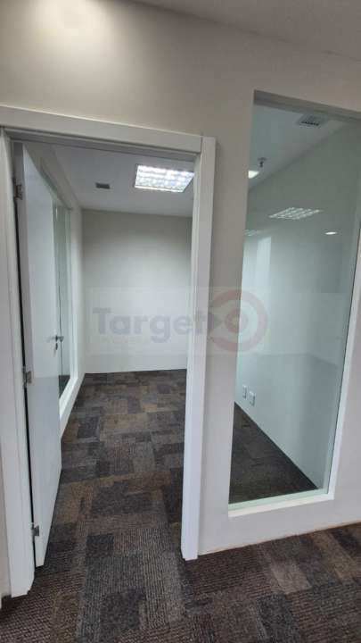 Conheça Excelente Sala Locação Barra da Tijuca - 030 - 9 9