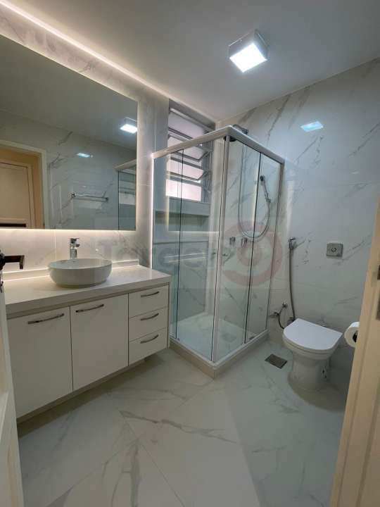 Conheça Apartamento com 4 Quartos à venda, 240m² - Tijuca - 6005 - 11 11