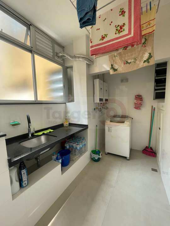 Conheça Apartamento com 4 Quartos à venda, 240m² - Tijuca - 6005 - 33 33