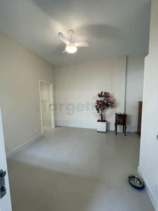 Conheça Apartamento com 4 Quartos à venda, 240m² - Tijuca - 6005 - 34 34