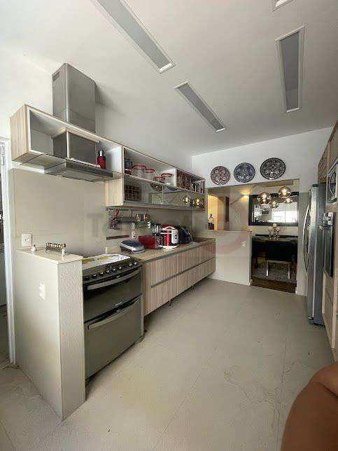 Conheça Casa com 4 Quartos à venda, 242m² - Tijuca - 6006 - 4 4