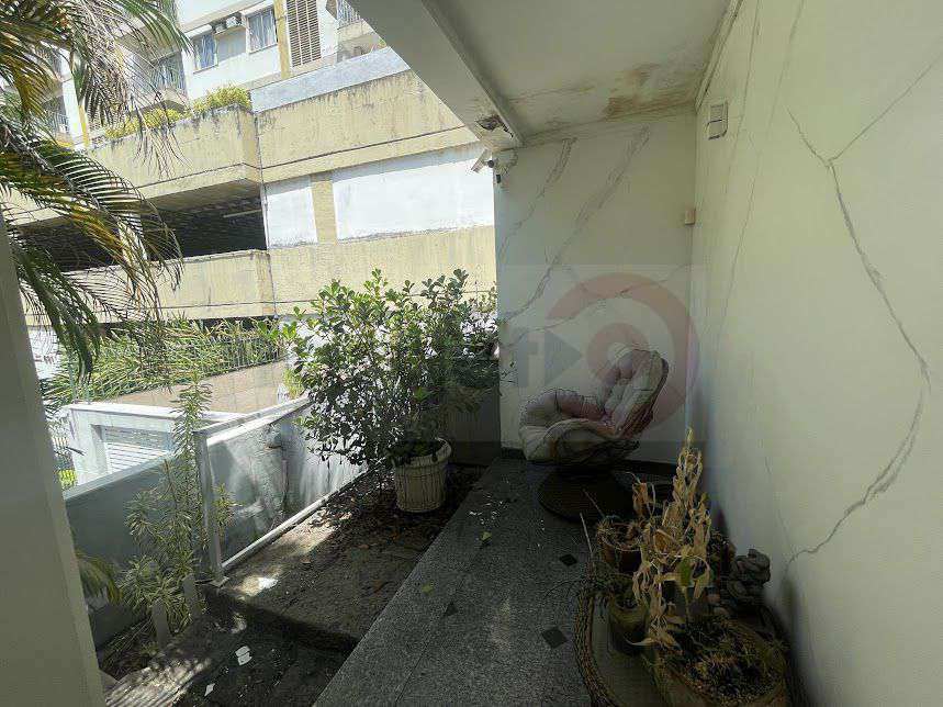 Conheça Casa com 4 Quartos à venda, 242m² - Tijuca - 6006 - 28 28