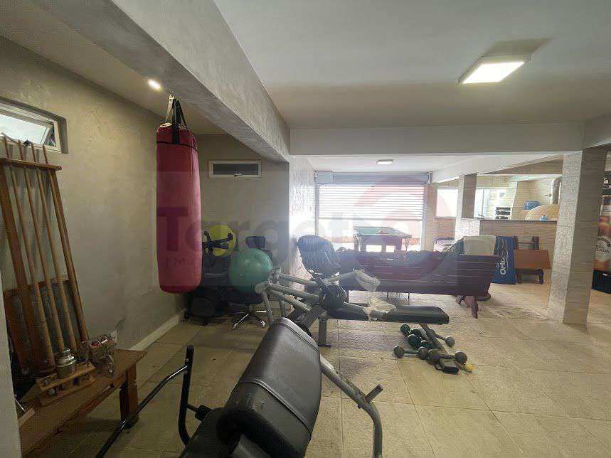 Conheça Casa com 4 Quartos à venda, 242m² - Tijuca - 6006 - 41 41