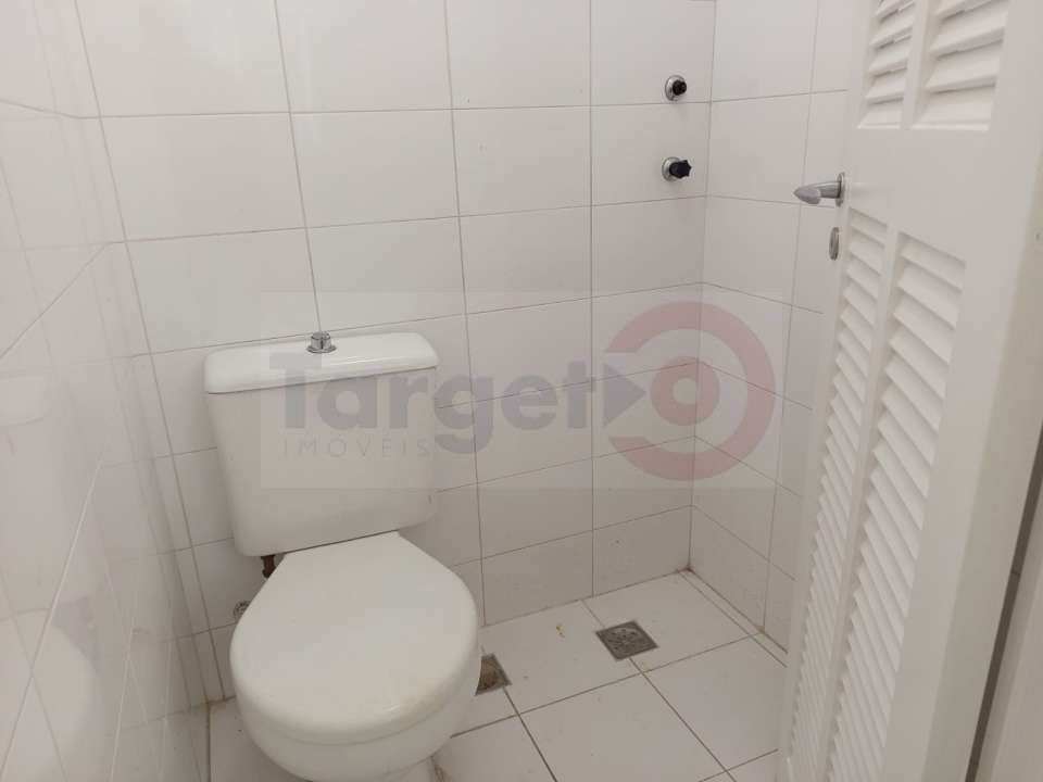 Banheiro de apoio - 29