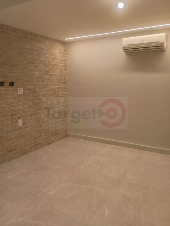 Conheça Excelente Conjunto de Lojas Barra da Tijuca - Jardim Oceânico - 011 - 12 12
