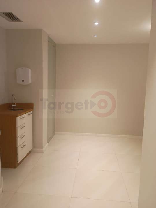 Conheça Excelente Conjunto de Lojas Barra da Tijuca - Jardim Oceânico - 011 - 21 21