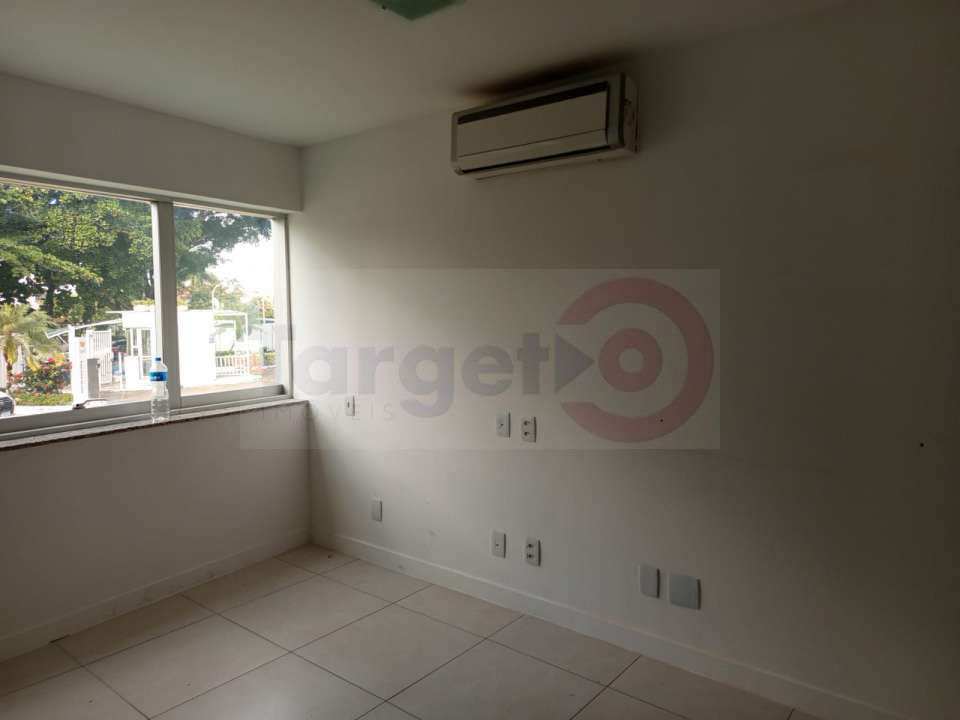 Conheça Excelente Sala Venda / Locação Barra da Tijuca - 027 - 8 8