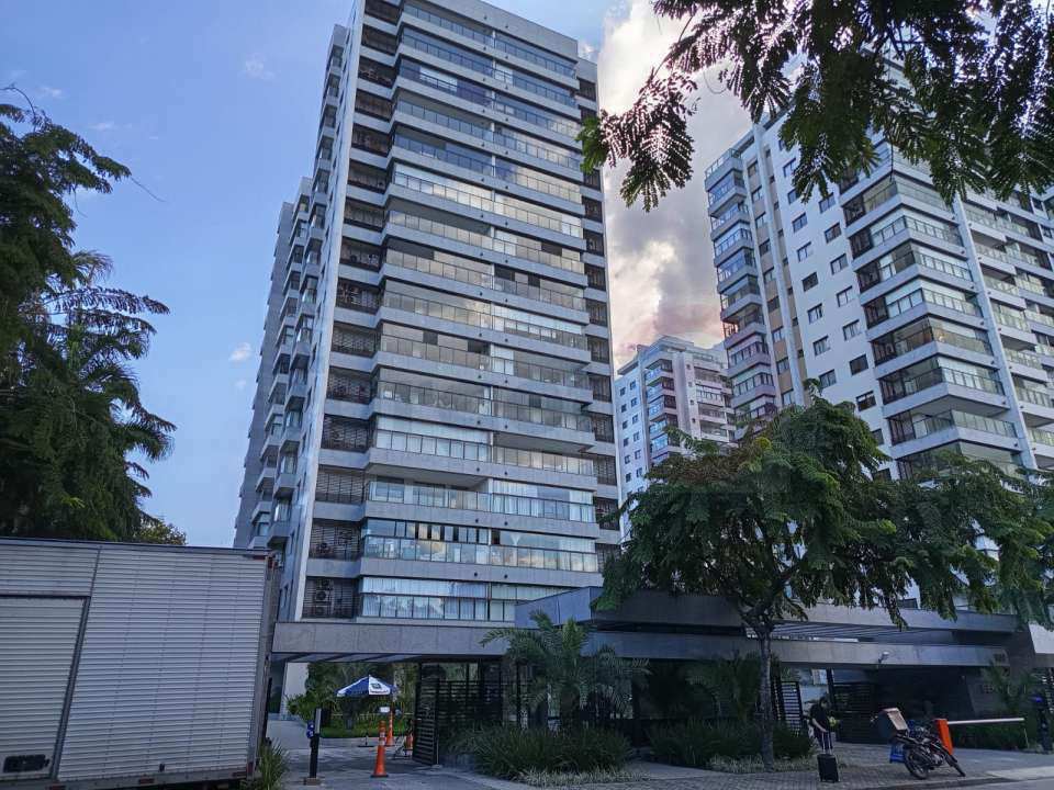 Conheça Excelente Apartamento Venda ou Locação Península Barra da Tijuca - 037 - 76 76