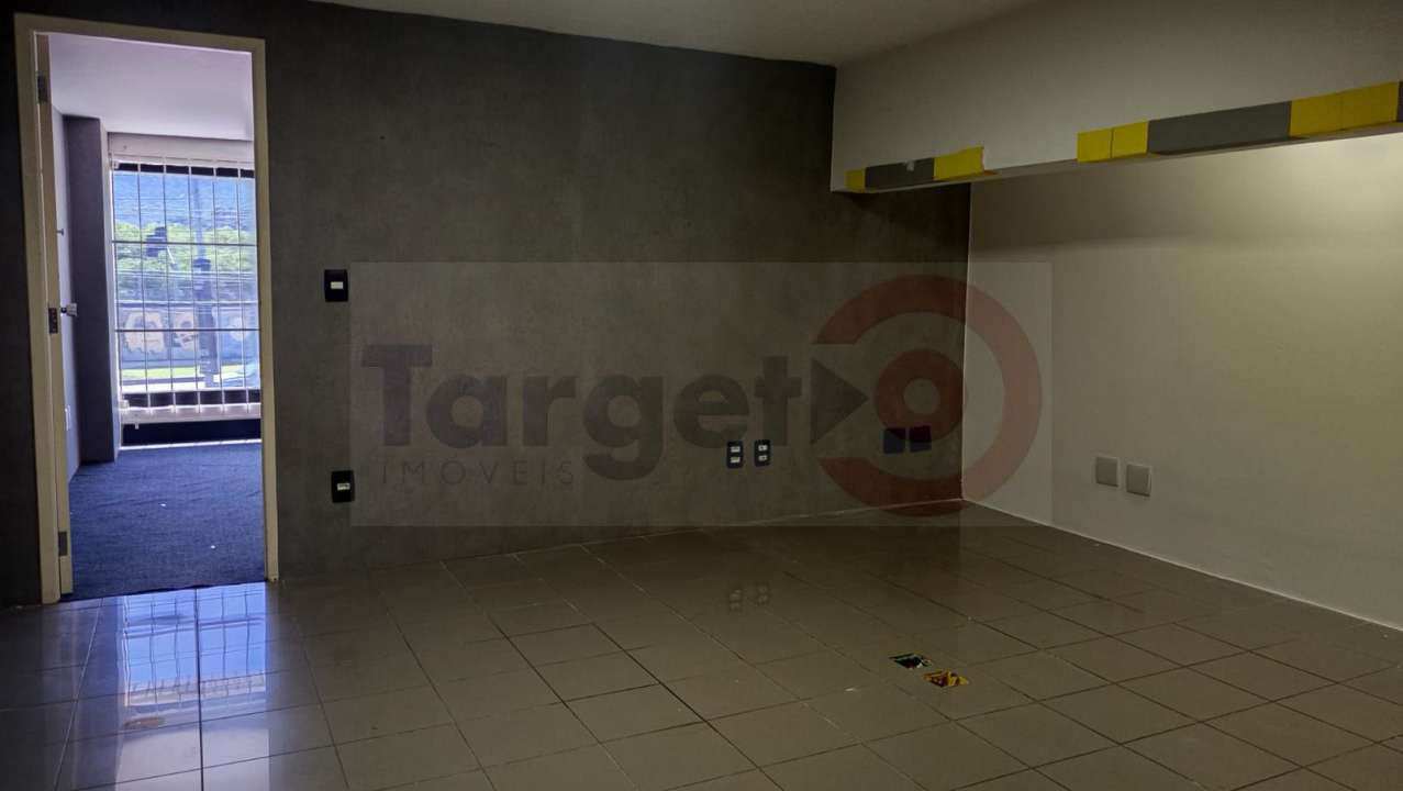 Conheça Excelente Loja Locação Barra da Tijuca - Jardim Oceânico - 026 - 32 32