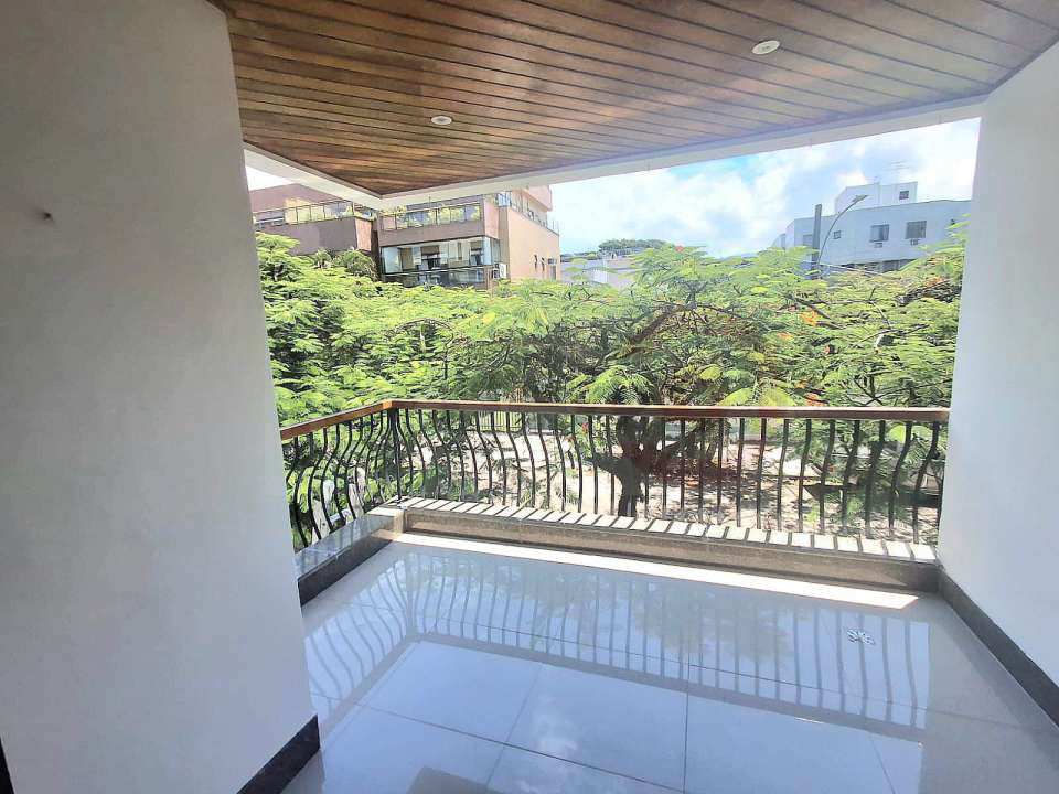 Conheça Excelente Apartamento Locação Recreio dos Bandeirantes - 041 - 21 21