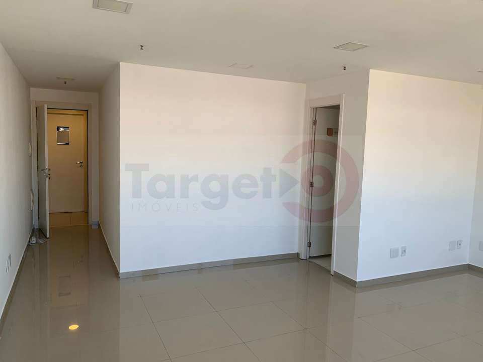 Conheça Excelente Sala Venda Pilares - DHC Offices - 071 - 21 21
