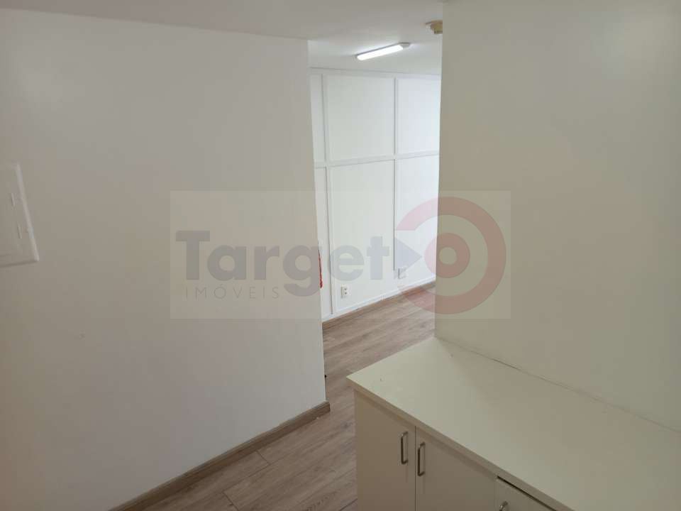 Conheça Sala Comercial no Office Tower Barra da Tijuca | Localização Estratégica e Excelente Estrutura - 014 - 2 2