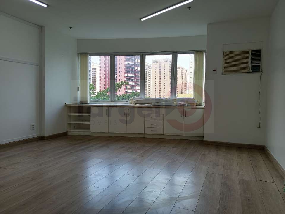 Conheça Sala Comercial no Office Tower Barra da Tijuca | Localização Estratégica e Excelente Estrutura - 014 - 5 5