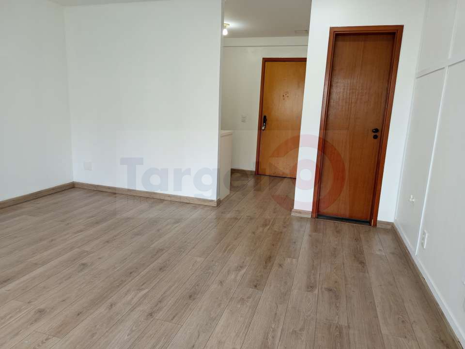 Conheça Sala Comercial no Office Tower Barra da Tijuca | Localização Estratégica e Excelente Estrutura - 014 - 13 13