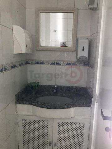 Conheça Oportunidade na Barra da Tijuca: Sala Comercial no Golden Center - 017 - 8 8