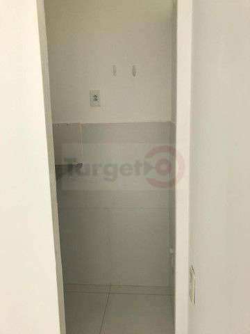Conheça Oportunidade na Barra da Tijuca: Sala Comercial no Golden Center - 017 - 9 9