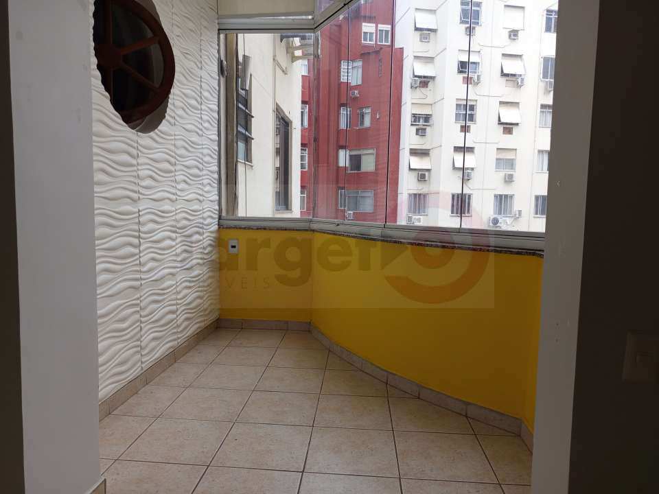 Conheça Excelente Apartamento na Praia de Copacabana Posto 4 Rua Constante Ramos - 019 - 6 6