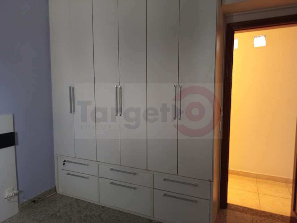 Conheça Excelente Apartamento na Praia de Copacabana Posto 4 Rua Constante Ramos - 019 - 19 19