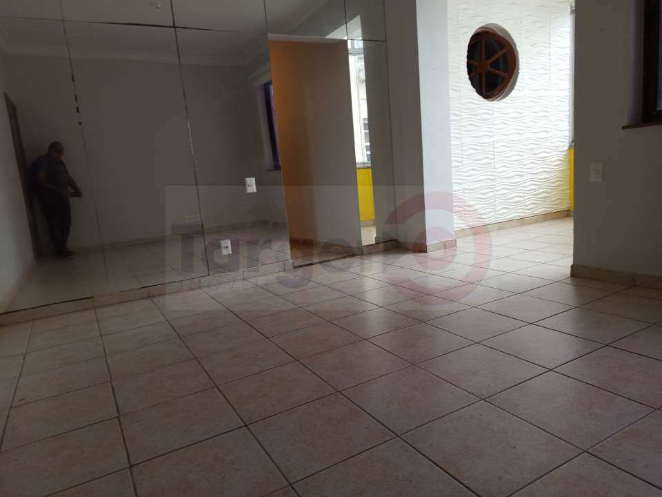 Conheça Excelente Apartamento na Praia de Copacabana Posto 4 Rua Constante Ramos - 019 - 40 40