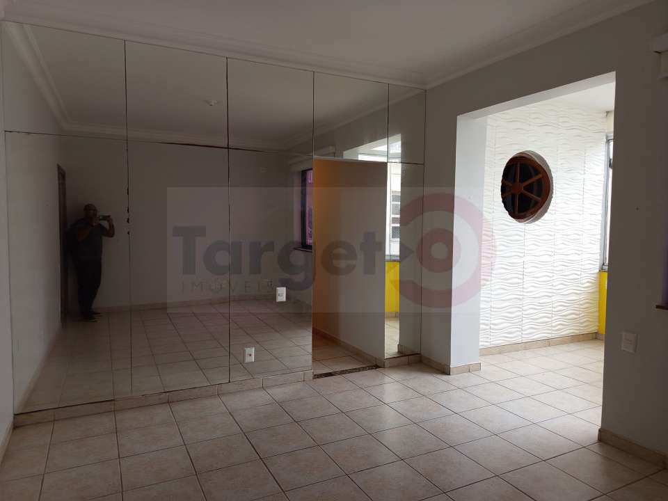 Conheça Excelente Apartamento na Praia de Copacabana Posto 4 Rua Constante Ramos - 019 - 41 41