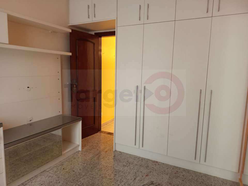 Conheça Excelente Apartamento na Praia de Copacabana Posto 4 Rua Constante Ramos - 019 - 54 54
