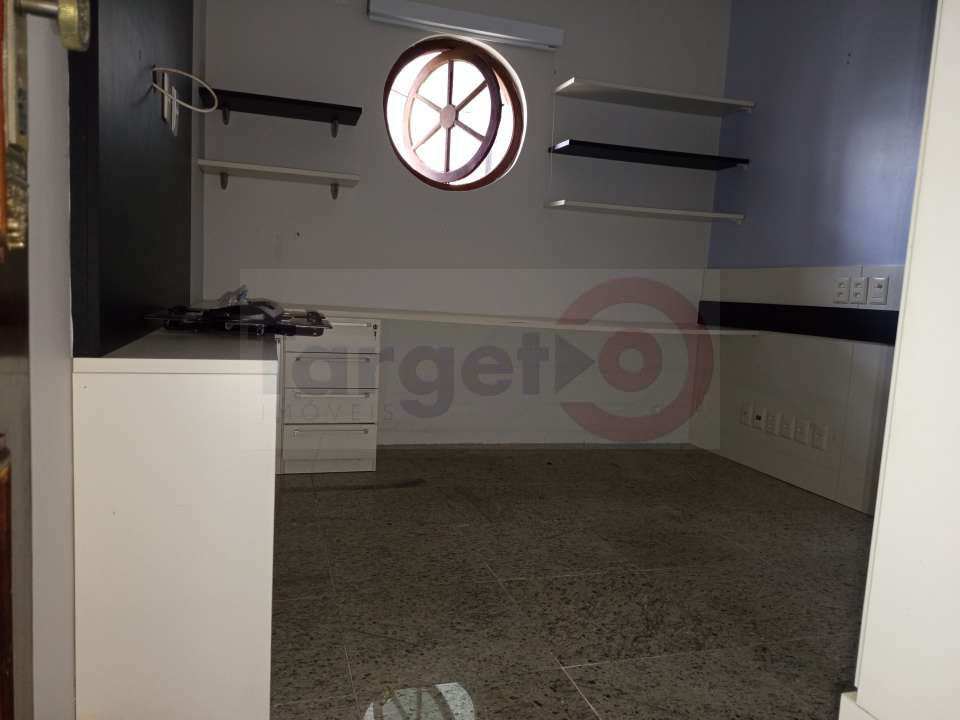 Conheça Excelente Apartamento na Praia de Copacabana Posto 4 Rua Constante Ramos - 019 - 56 56