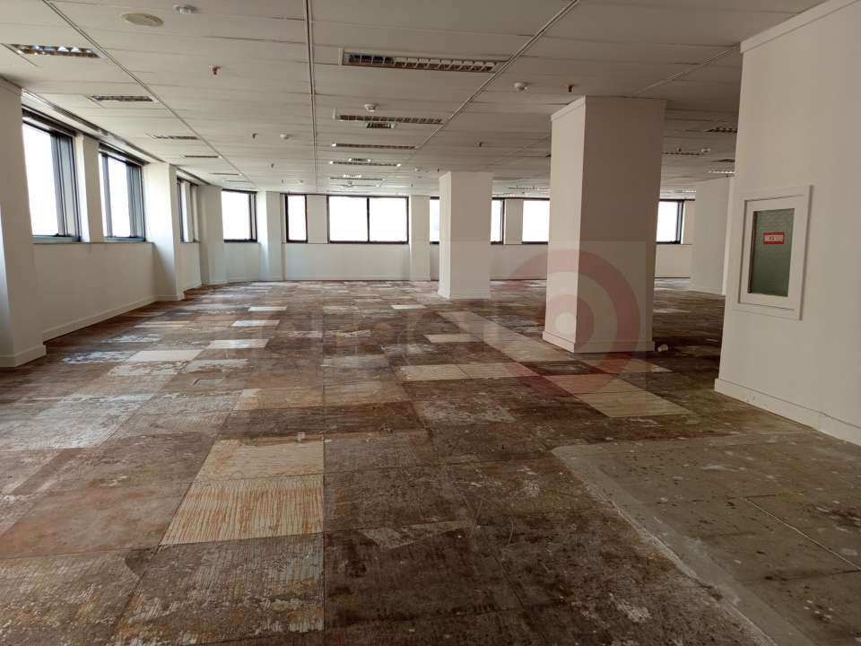 Conheça MEIO ANDAR CORPORATIVO À VENDA | 193 M² | AV. RIO BRANCO - 063 - 17 17