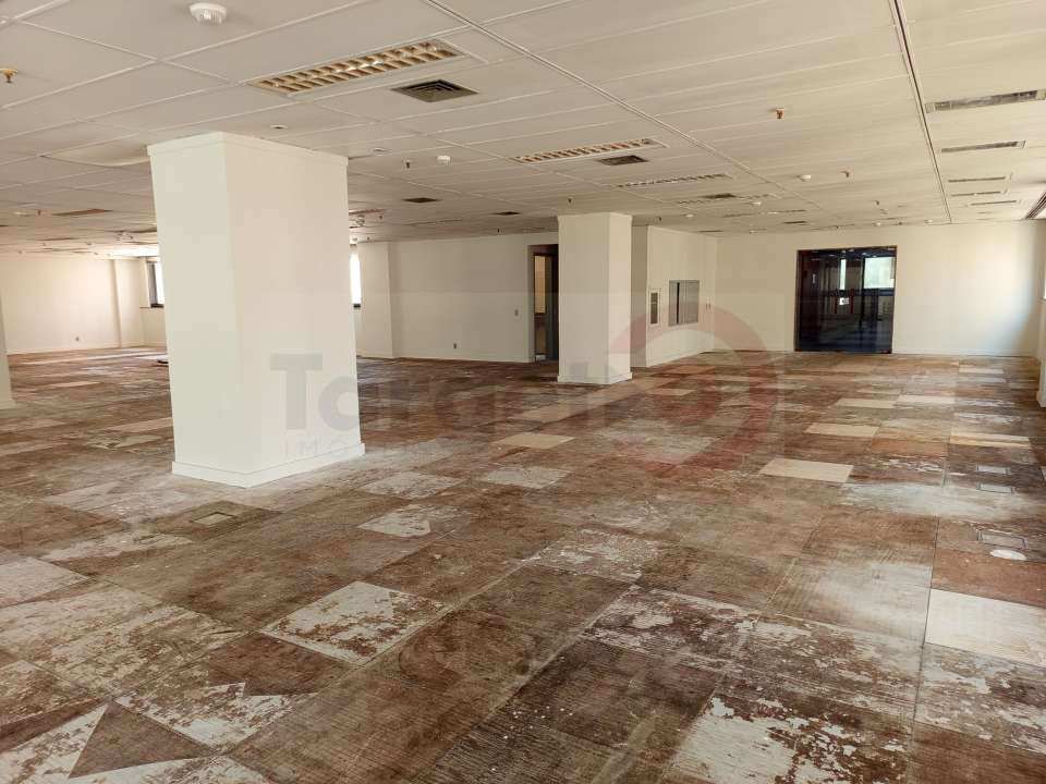 Conheça MEIO ANDAR CORPORATIVO À VENDA | 193 M² | AV. RIO BRANCO - 063 - 21 21