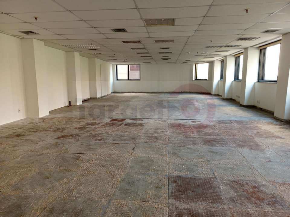 Conheça MEIO ANDAR CORPORATIVO À VENDA OU LOCAÇÃO | 195 M² | AV. RIO BRANCO - 065 - 2 2