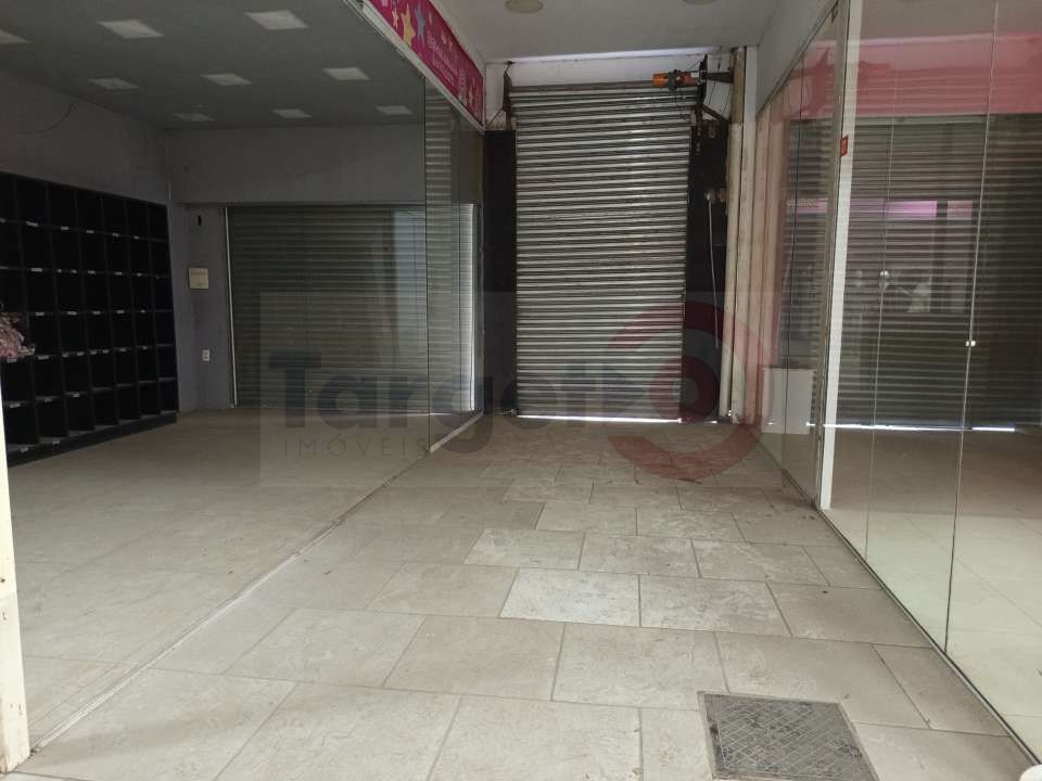 Conheça GALPÃO COMERCIAL | RODOVIA WASHINGTON LUIZ JARDIM GRAMACHO - 032 - 30 30