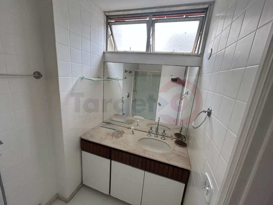 Conheça Apartamento de 2 Quartos com Suíte no Coração do Leblon - 158 - 24 24