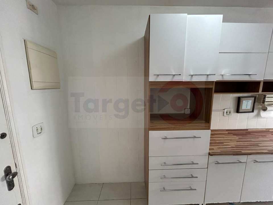 Conheça Apartamento de 2 Quartos com Suíte no Coração do Leblon - 158 - 44 44