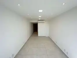 Imperdível - IMPERDÍVEL!!! Loja no sub solo em local estratégico em centro comercial, ótimo para consultório, clínica ou escritório - 5052