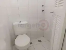 Banheiro de apoio - 29