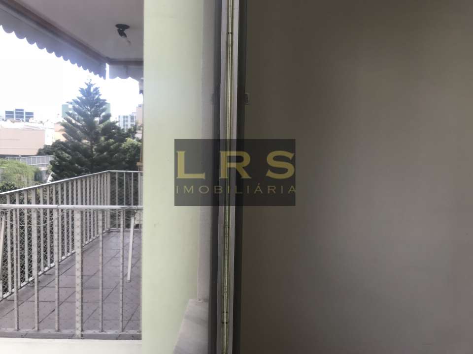 Conheça Apartamento à venda Rua Soares da Costa,Rio de Janeiro,RJ - R$ 390.000 - RRR - 12 12