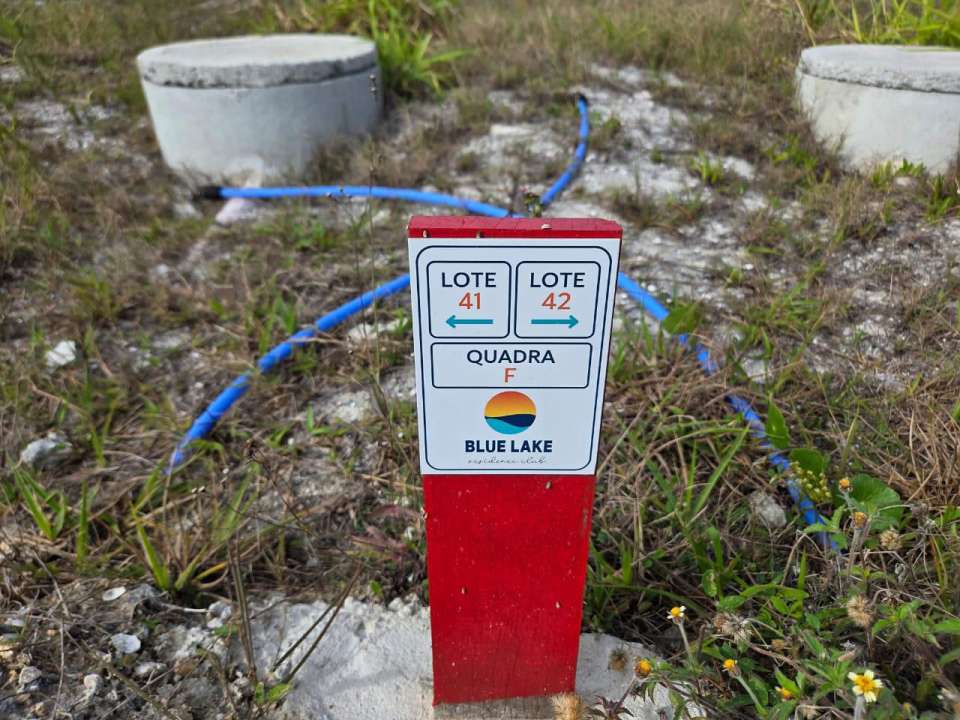 Conheça Lote à venda Av Roberto Silveira,Arraial do Cabo,RJ - R$ 180.000 - WCBPS - 8 8